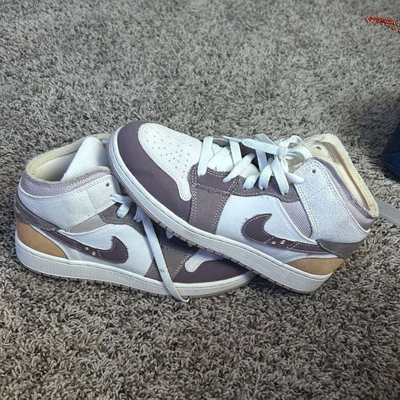 Nike Air Jordan 1 Mid SE Craft GS DZ4468 102 Inside Out/Taupe Size 6.5